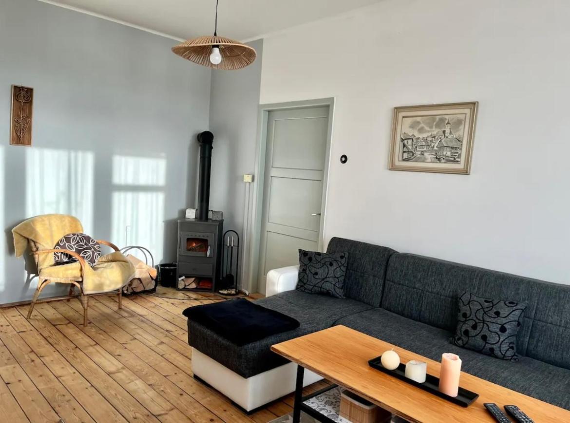 Appartamento Slunny Byt S Krasnym Vyhledem Nové Město nad Metují Esterno foto